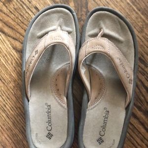 Columbia Omni grip sandals. Sz 8.